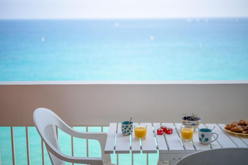 Le Panorama -Vue Exceptionnelle - Dernier Etage - Front De Mer Menton Kültér fotó