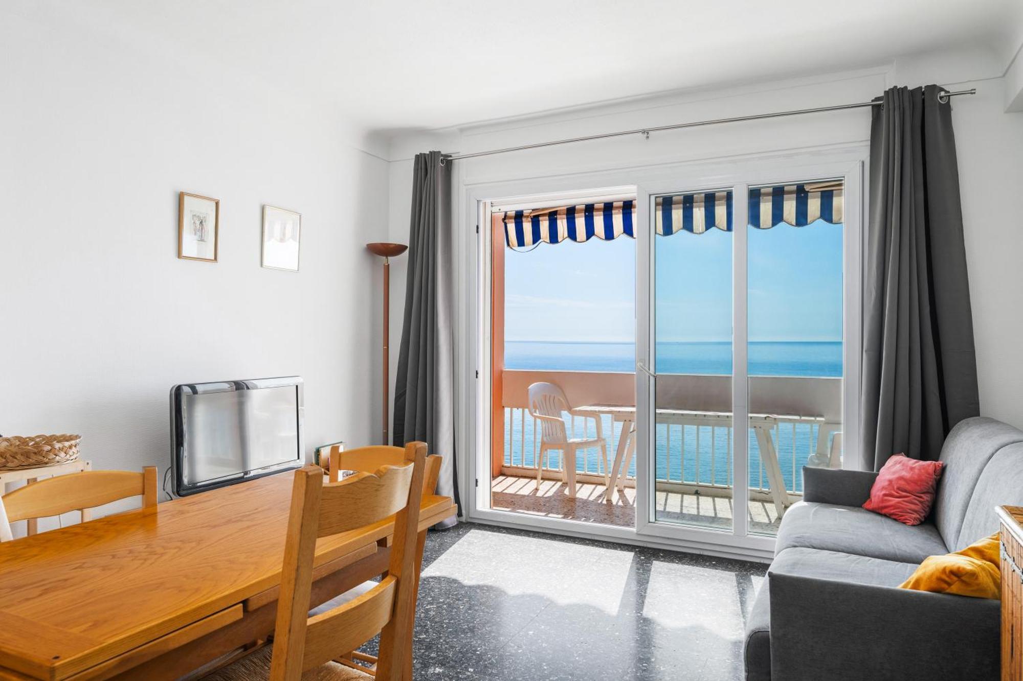 Le Panorama -Vue Exceptionnelle - Dernier Etage - Front De Mer Menton Kültér fotó